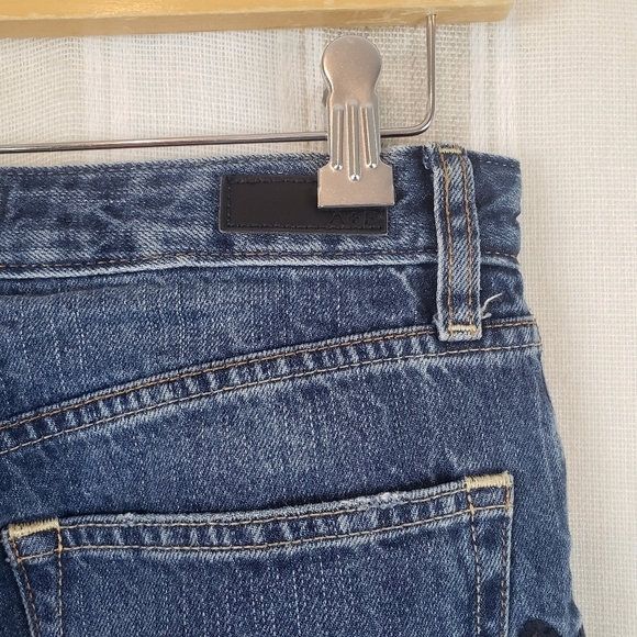 Abercrombie & Fitch Annie High Rise Girlfriend Jeans Blue Embroidered Size 26/2r - Picture 8 of 9